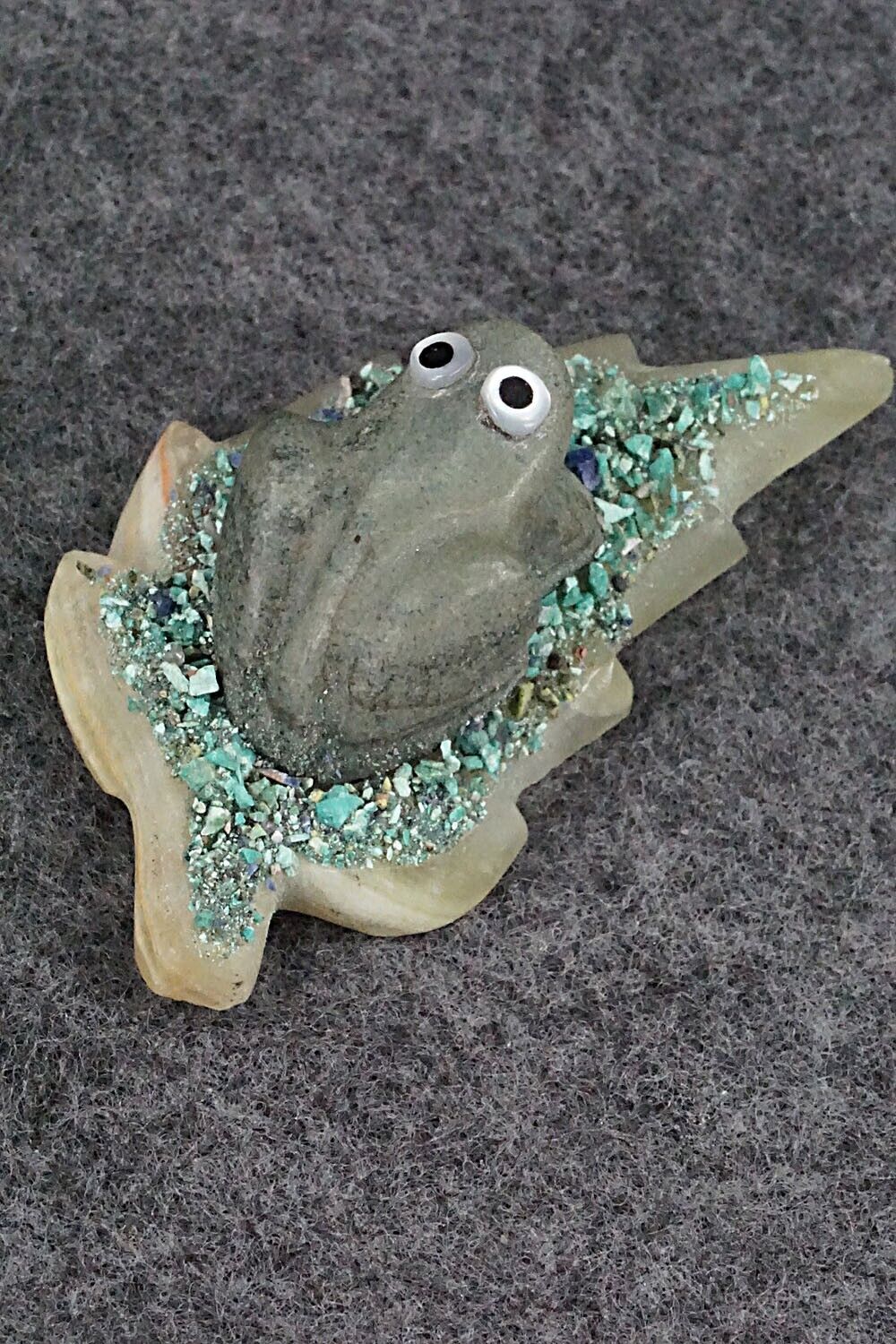 Frog Zuni Fetish Carving - Justin Natewa