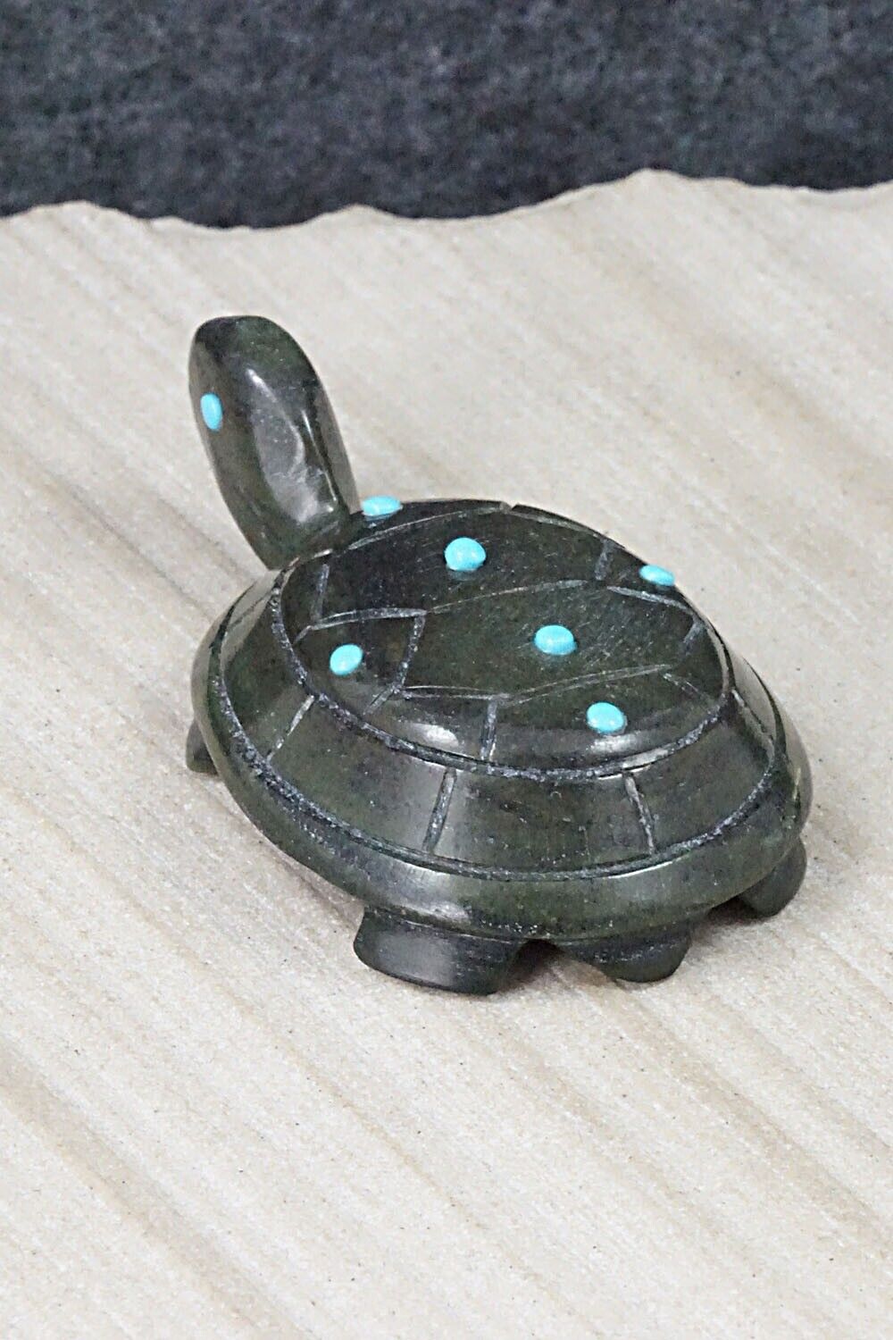 Turtle Zuni Fetish Carving - Ronnie Lunasee
