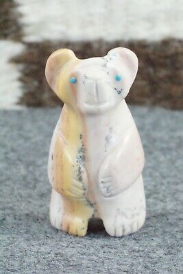 Bear Zuni Fetish Carving - Reynold Lunasee