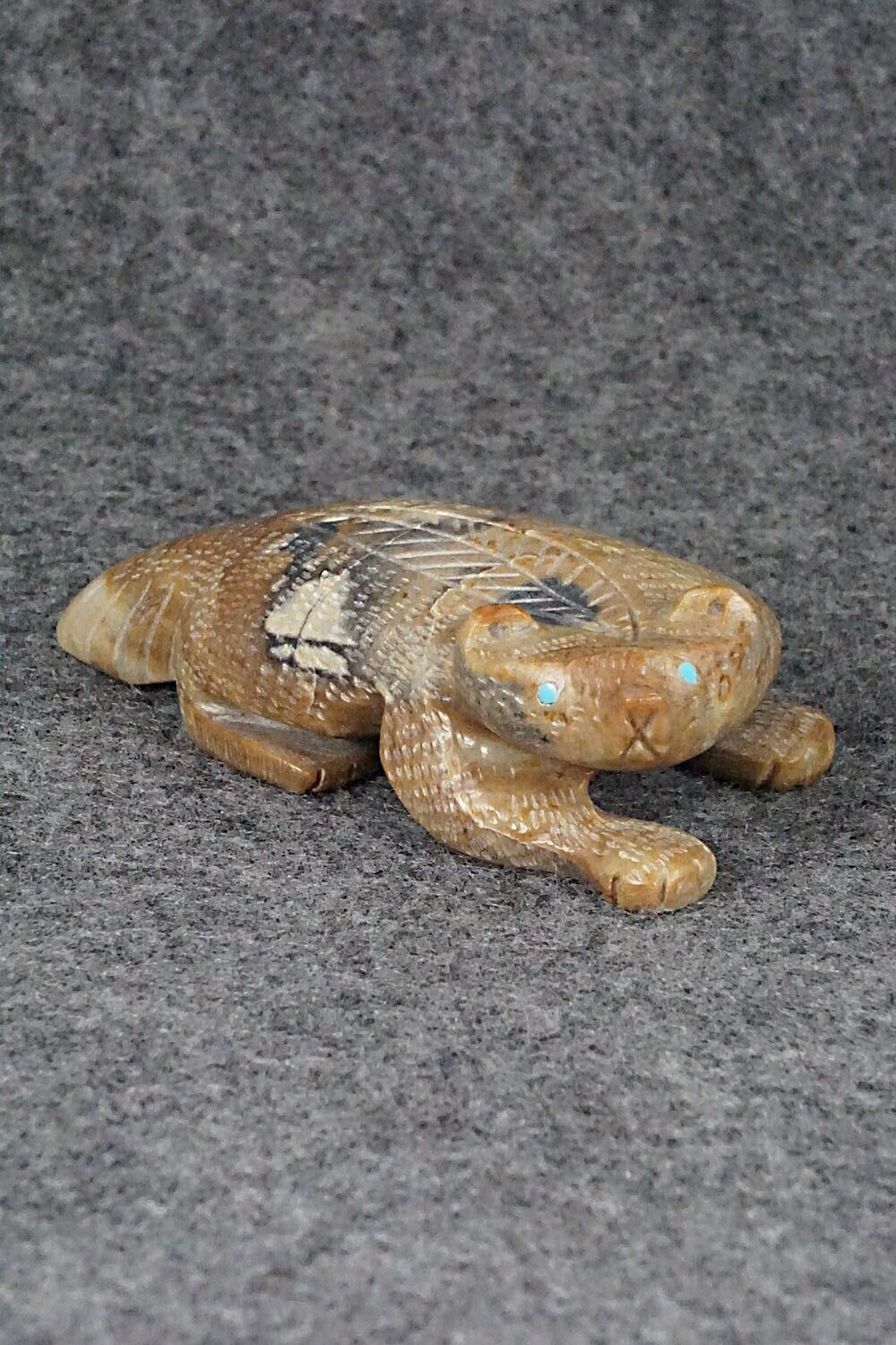 Badger Zuni Fetish Carving - Chris Cellicion