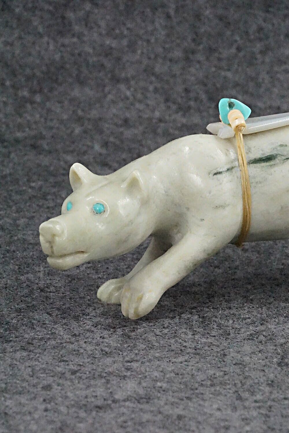 Wolf Zuni Fetish Carving - Albert Eustace