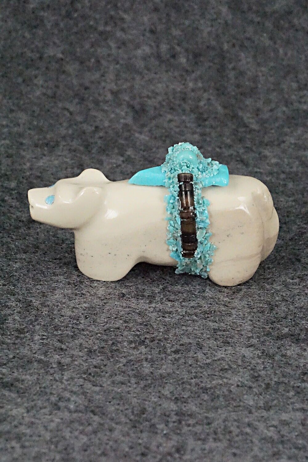 Bear Zuni Fetish Carving - Marvelita Phillips