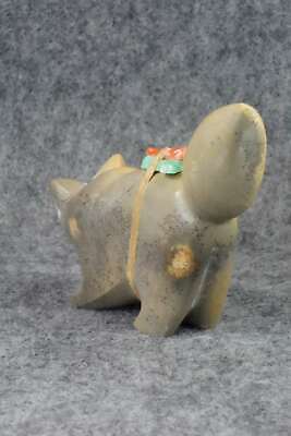 Wolf Zuni Fetish Carving - Enrike Leekya