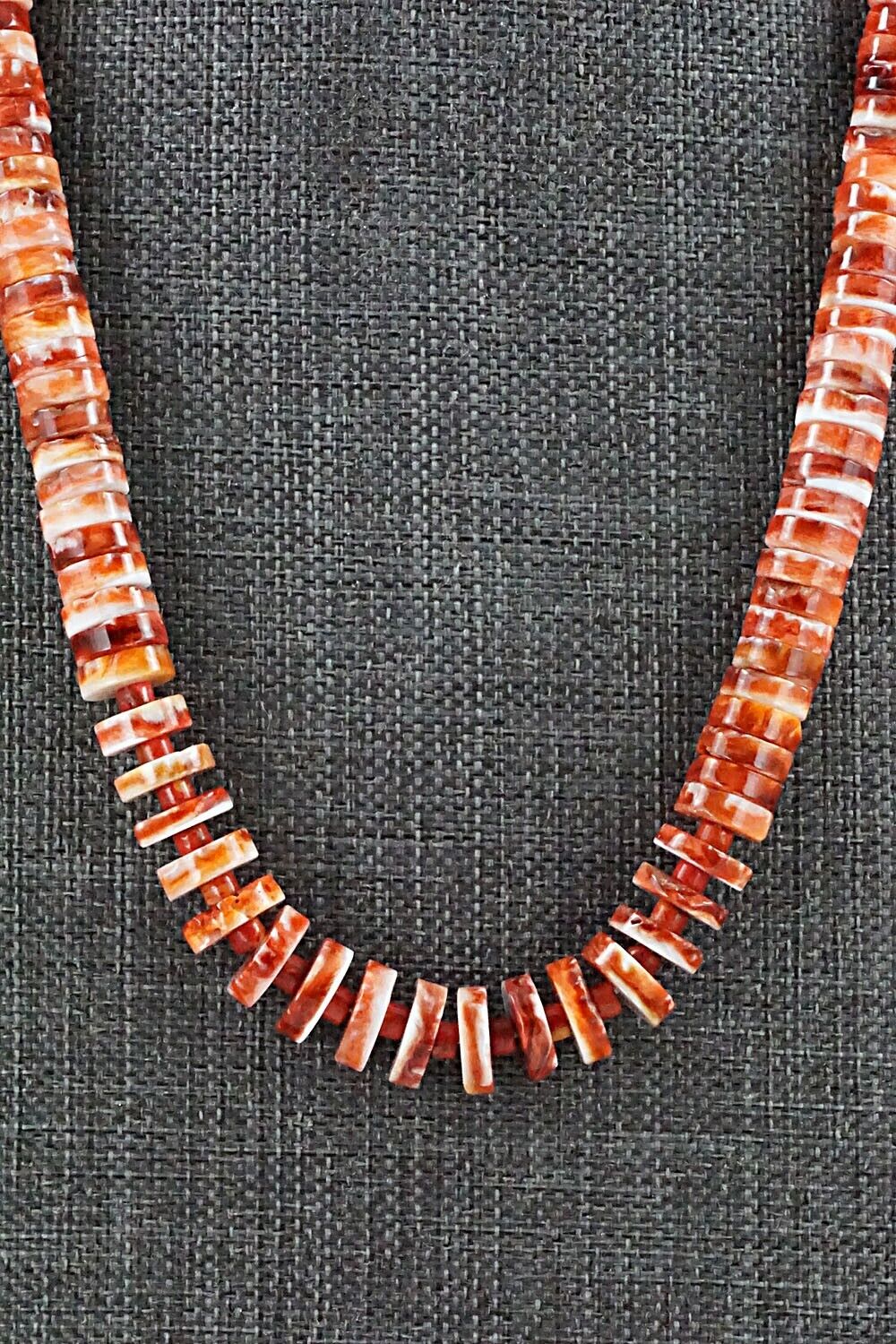 Spiny Oyster Necklace - Ramona Calavaza