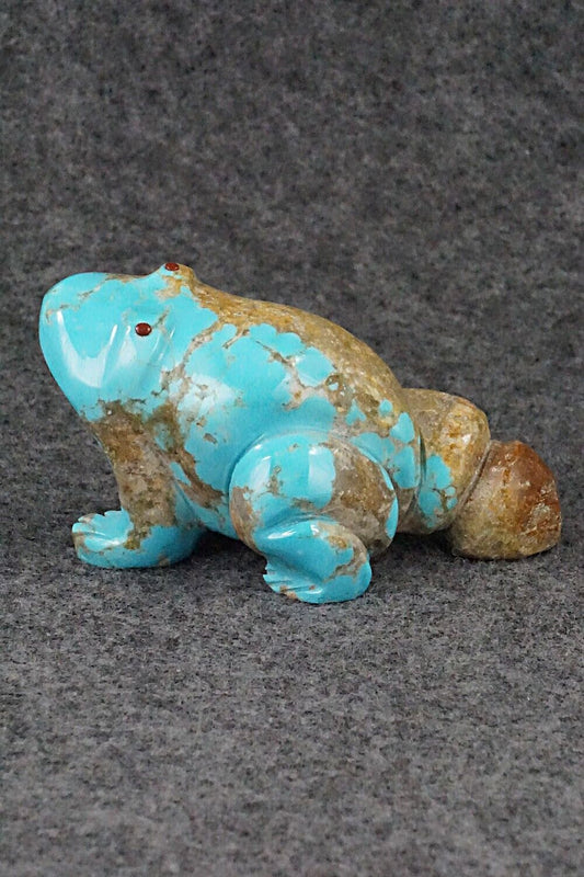 Frog Zuni Fetish Carving - Amos Pino