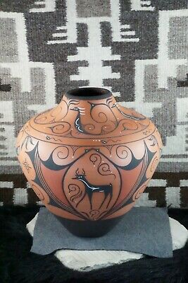 Zuni Pottery - Priscilla Peynetsa