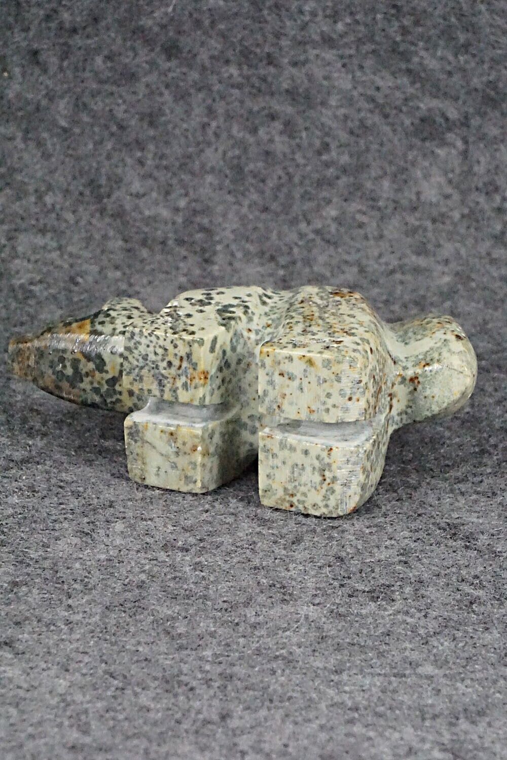 Wolf Zuni Fetish Carving - Cameron Nastacio