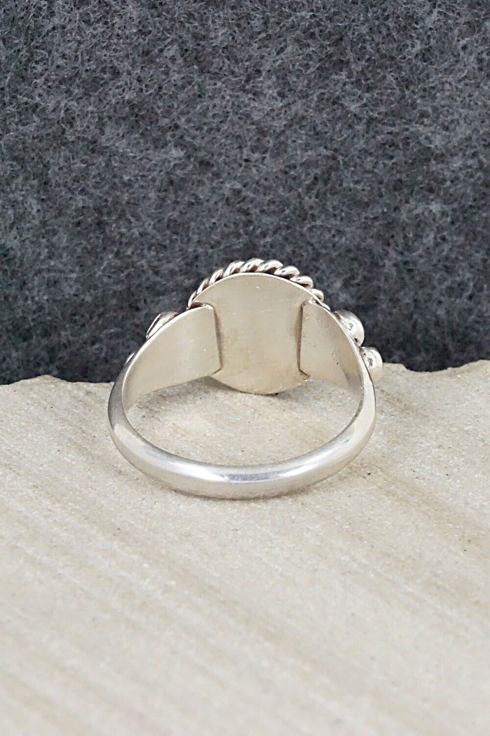 Spiny Oyster & Sterling Silver Ring - Freda Martinez - Size 8.25