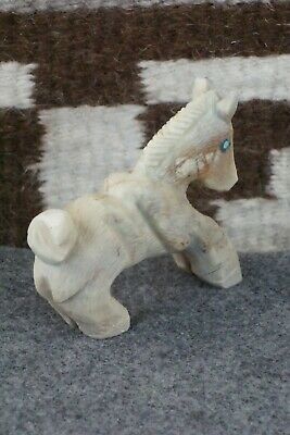 Horse Zuni Fetish Carving - Tony Mackel