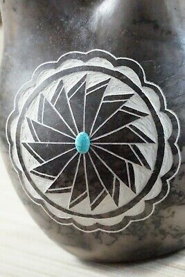Acoma Pottery - Veronica Lewis