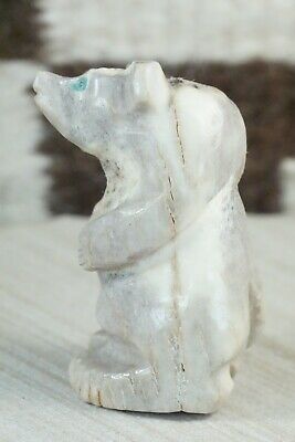 Bear Zuni Fetish Carving - Allison White