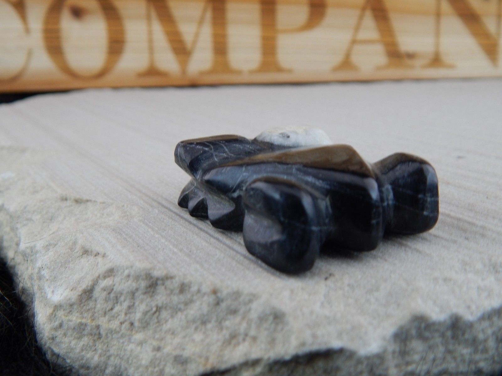 Frog Zuni Fetish Carving - Kelly Lementino - High Lonesome Trading