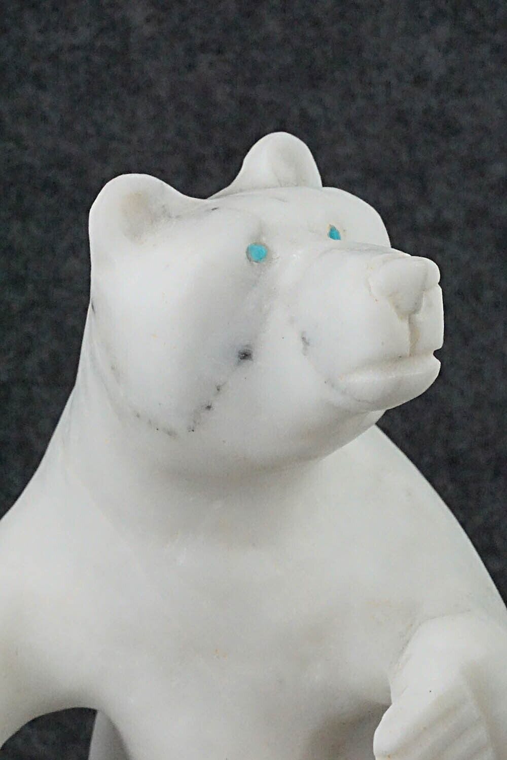Bear Zuni Fetish Carving - Albert Eustace