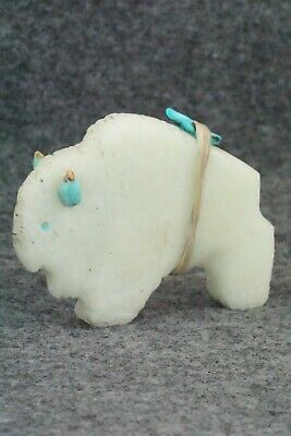 Buffalo Zuni Fetish Carving - Kevin Quam