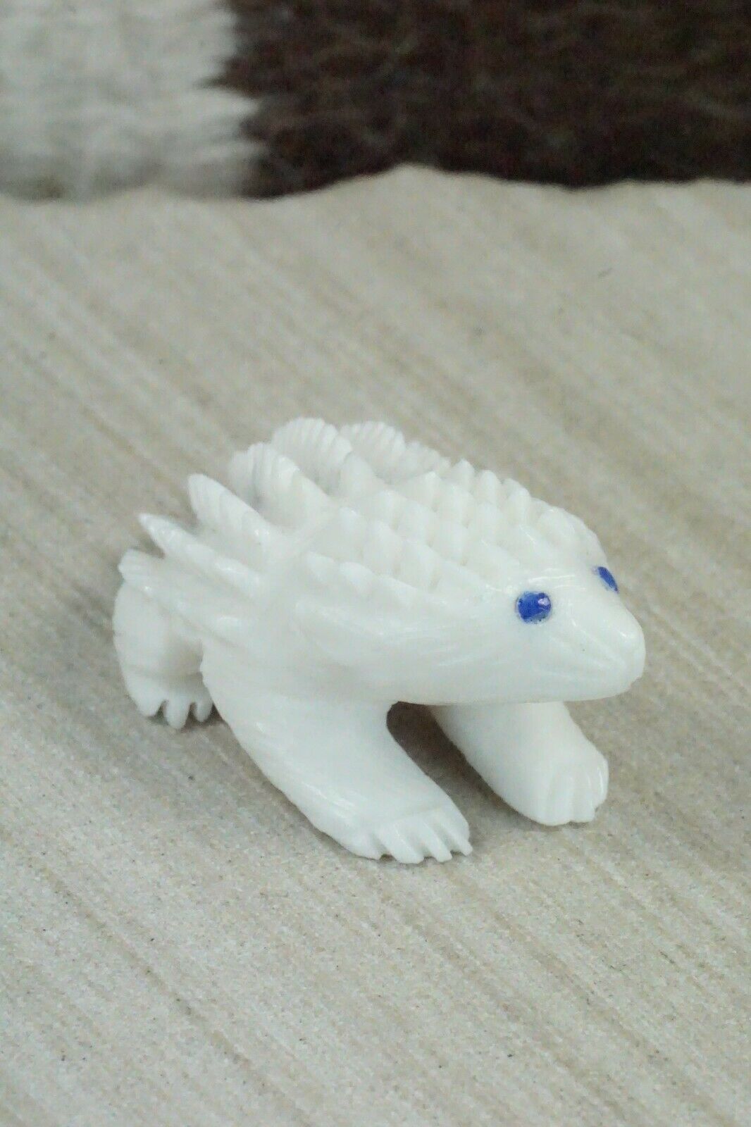 Porcupine Zuni Fetish Carving - Jonas Hastito