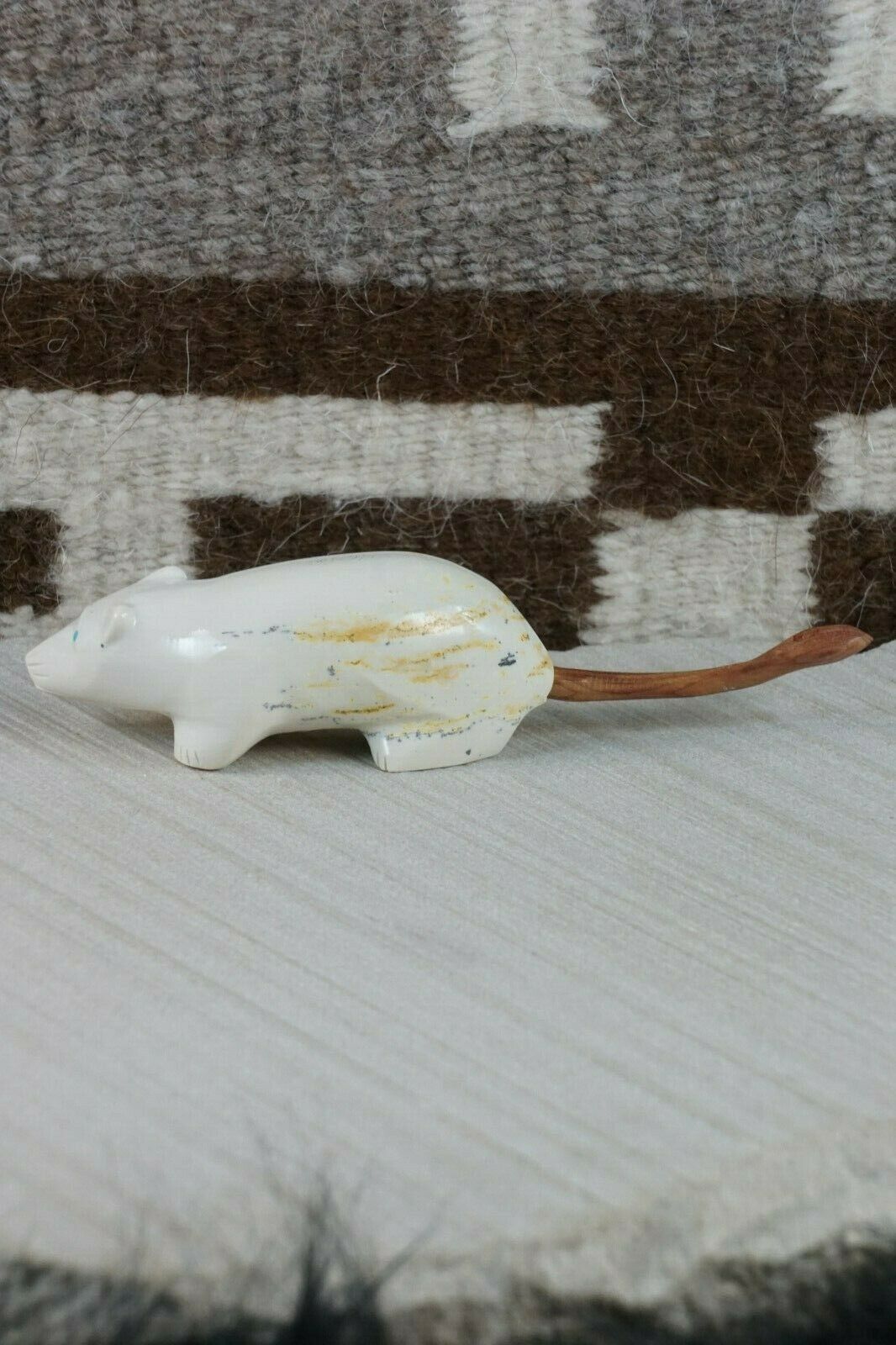 Mouse Zuni Fetish Carving - Enrike Leekya - High Lonesome Trading