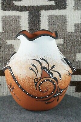 Zuni Pottery - Deldrick Cellicion