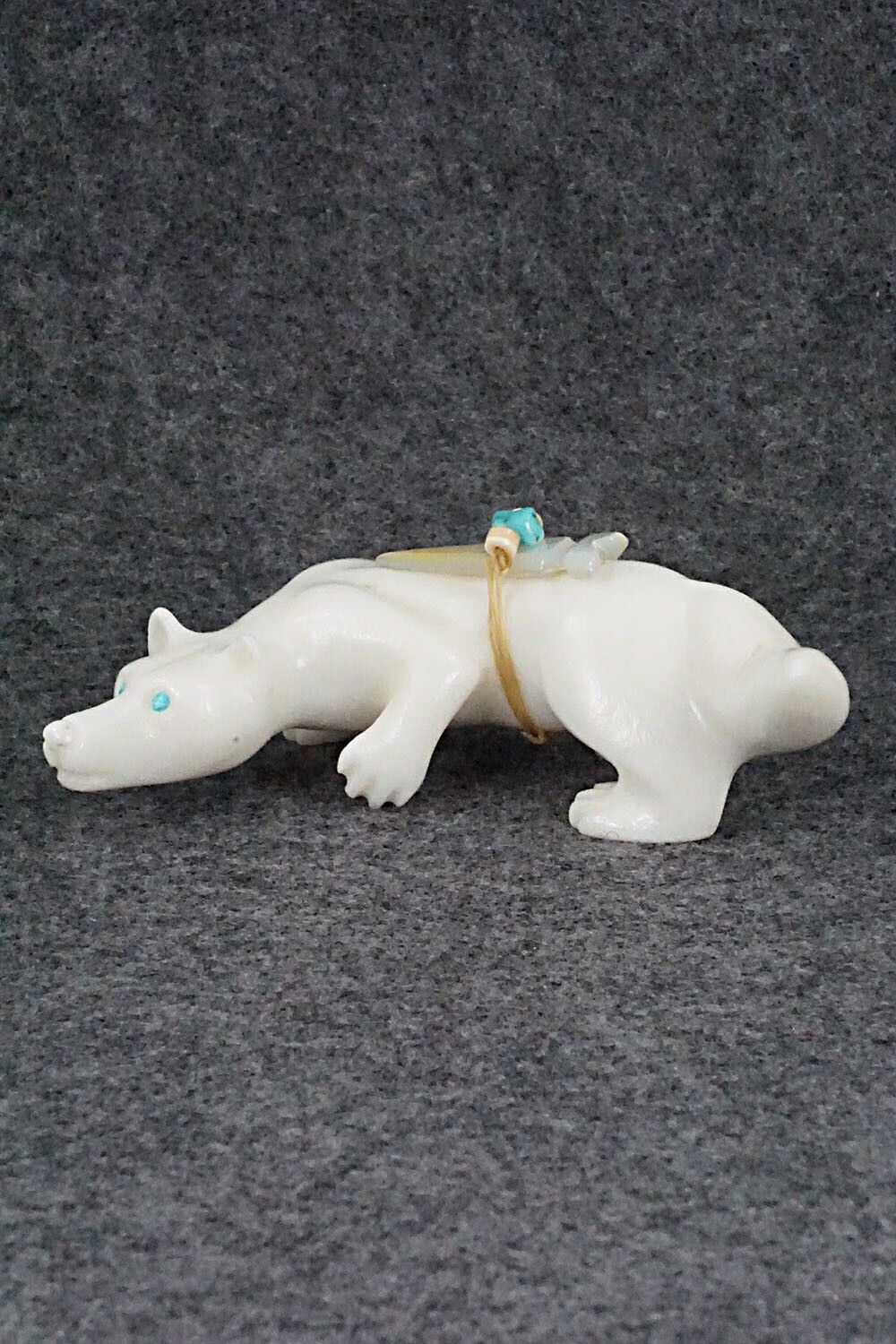 Wolf Zuni Fetish Carving - Albert Eustace