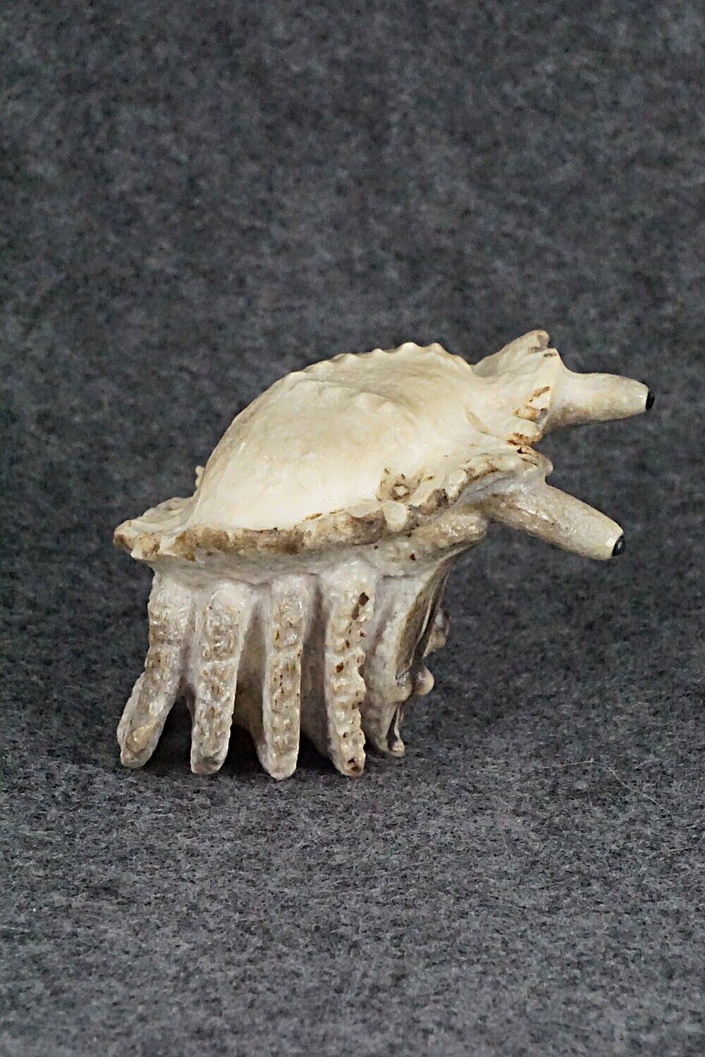 Crab Zuni Fetish Carving - Maxx Laate