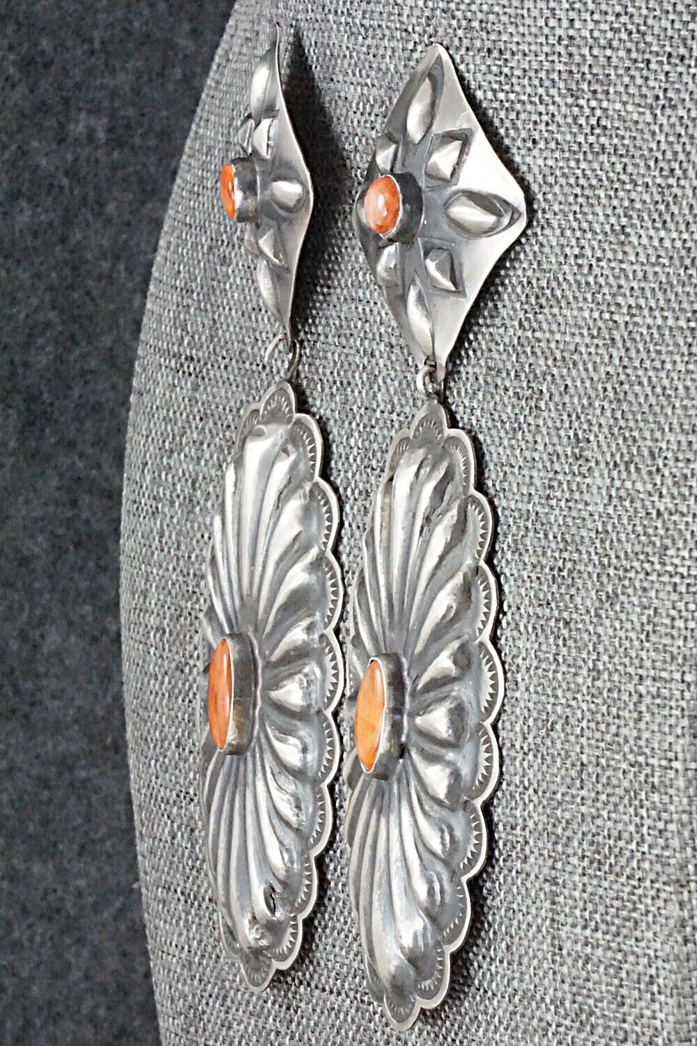 Spiny Oyster and Sterling Silver Earrings - Rita Lee