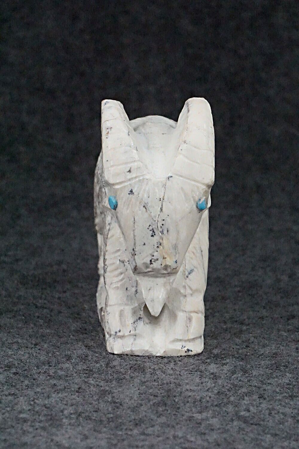 Goat Zuni Fetish Carving - Derrick Kaamasee