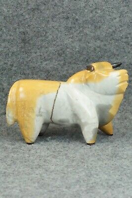 Bull Zuni Fetish Carving - Enrike Leekya
