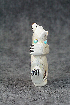 Bear Zuni Fetish Carving - Claudia Peina
