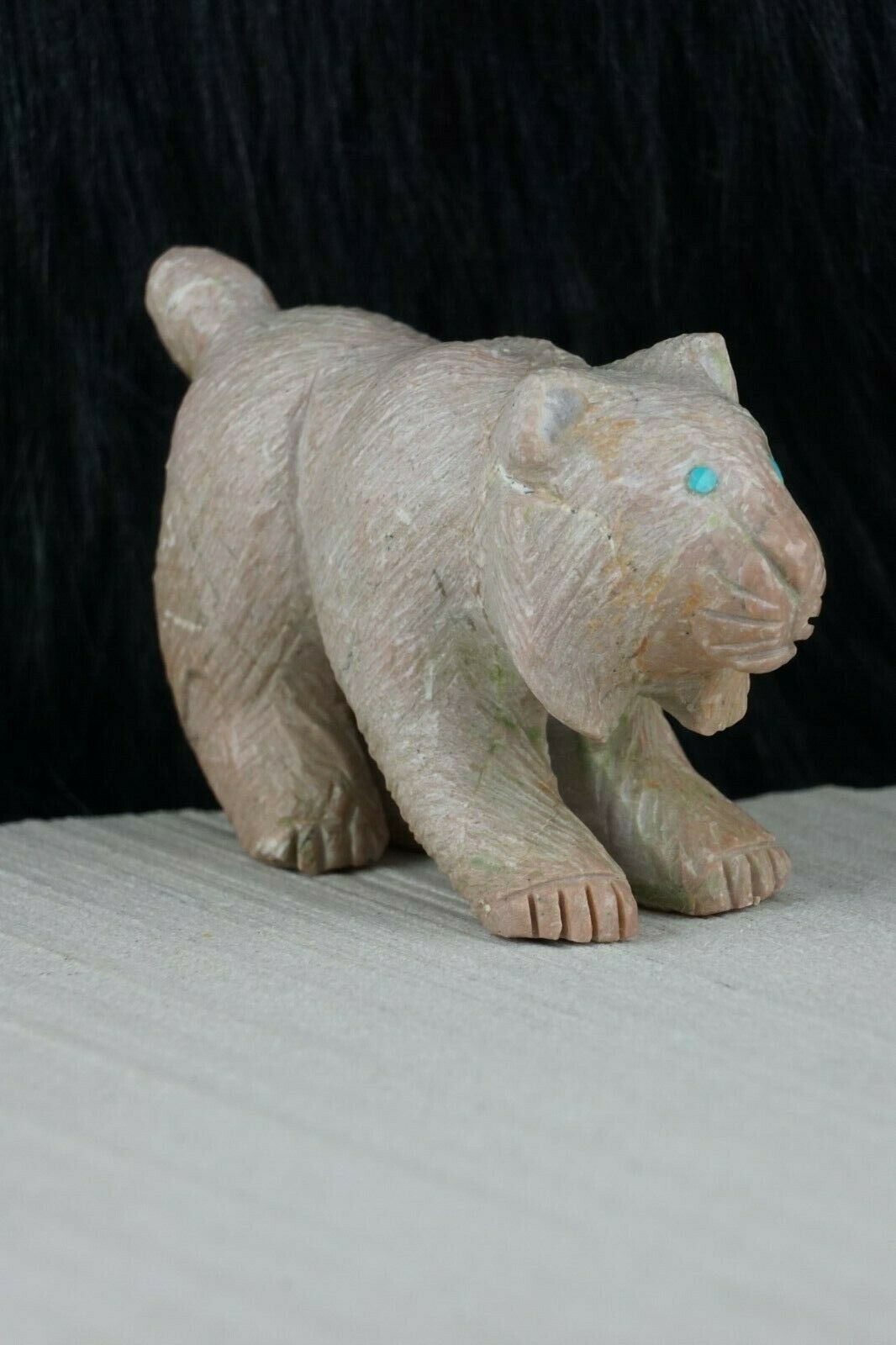 Bobcat Zuni Fetish Carving - Jonas Hastito - High Lonesome Trading