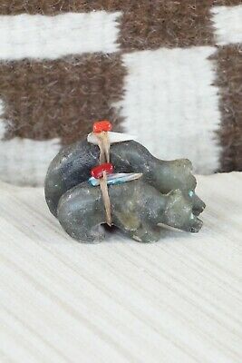 Bear Zuni Fetish Carving - Kevin Quam