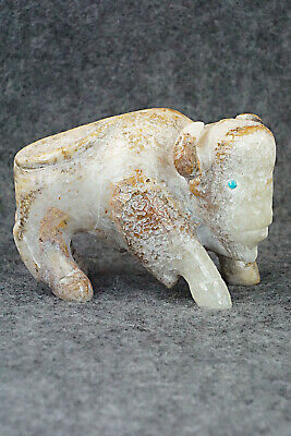 Buffalo Zuni Fetish Carving - Isiah Chopito