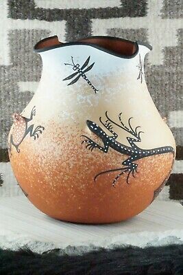 Zuni Pottery - Deldrick & Lorenda Cellicion