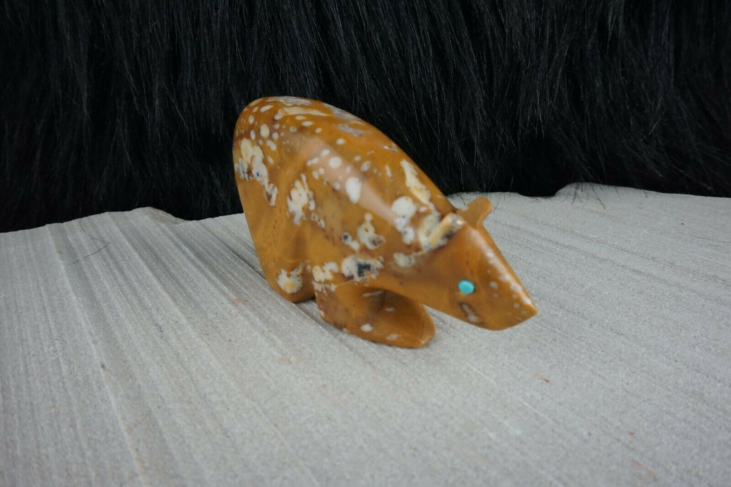 Bear Zuni Fetish Carving - Ronnie Lunasee - High Lonesome Trading