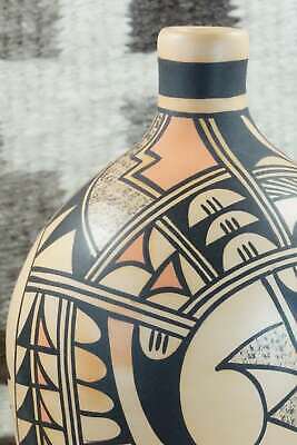 Hopi Pottery - Alta Yesslith