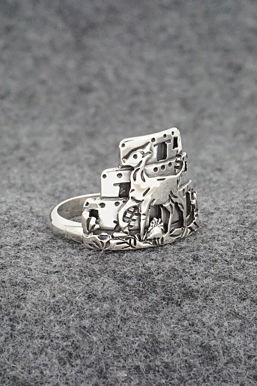 Sterling Silver Ring - Robin Wood - Size 8.25