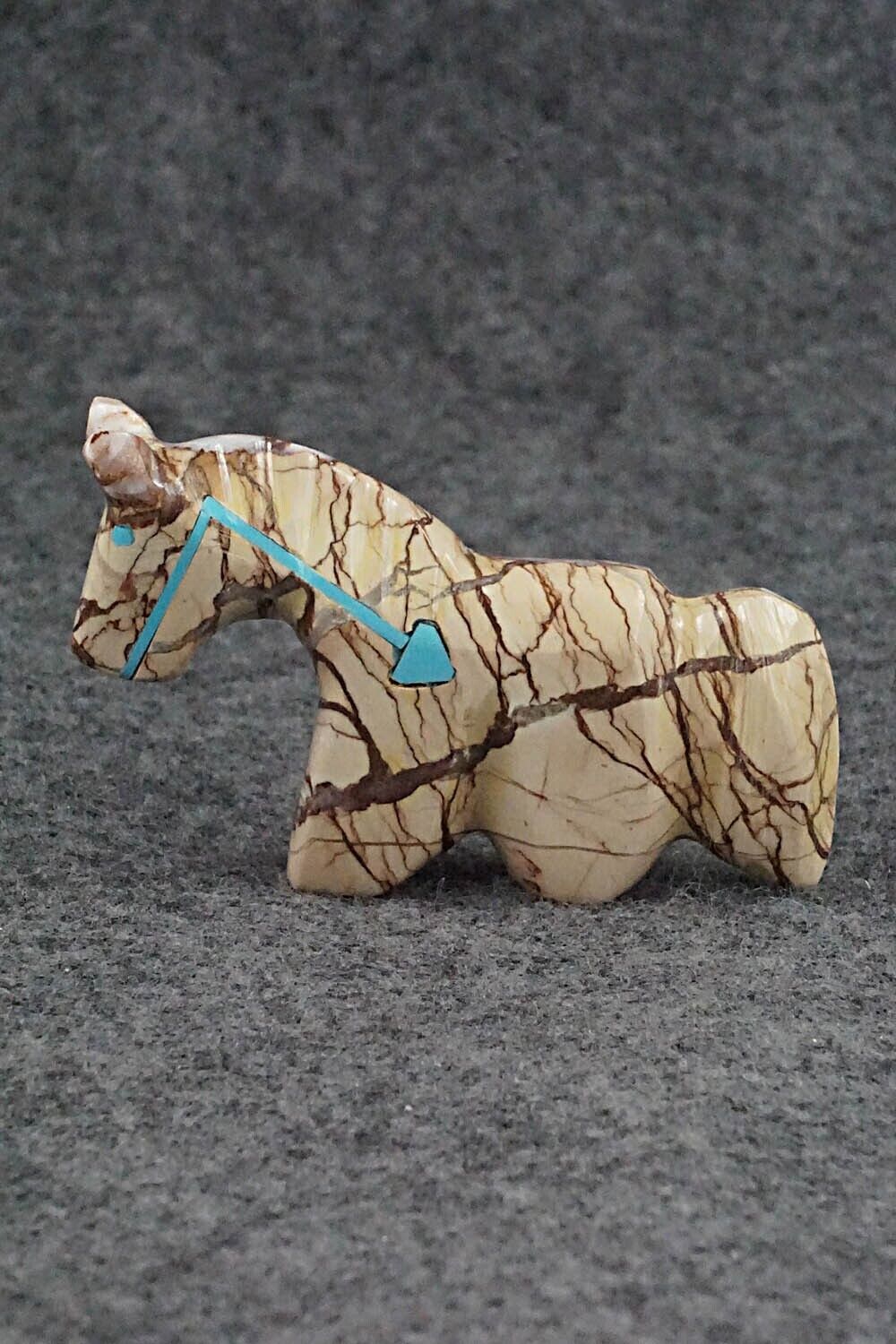 Horse Zuni Fetish Carving - Rodney Laiwakete